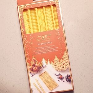 CWC pie crust mold (new)